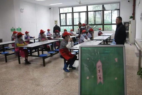 優質服務不停歇，教育咨詢無止境——上虞區實初教育集團實驗中學深入開展“優質服務月”活動